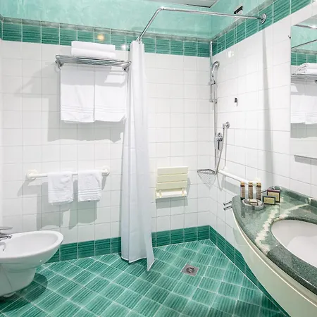 아스트로 호텔 리그나노 사비아도로