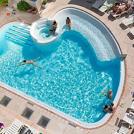 Astro Otel